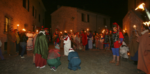 montegridolfo-via-crucis1