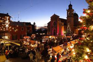 Il Paese Del Natale.Babbo Natale Elfi E Renne A Sant Agata Feltria