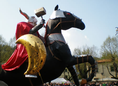 Palio dell'uovo Tredozio (Fc)